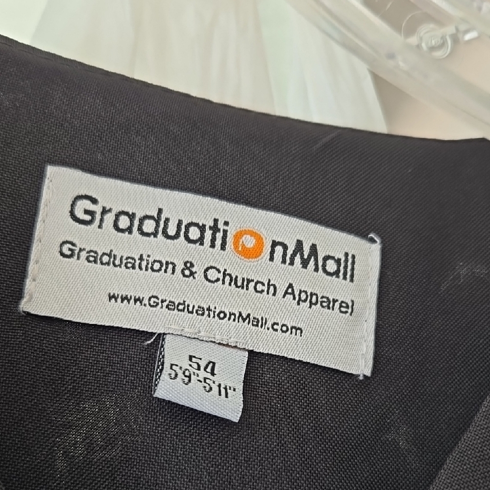 Graduation Black Full-Length Robe & Cap - Picture 4 of 10